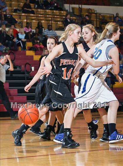 Thumbnail 2 in Petrolia vs. Dodd City (Fantasy of Lights) photogallery.