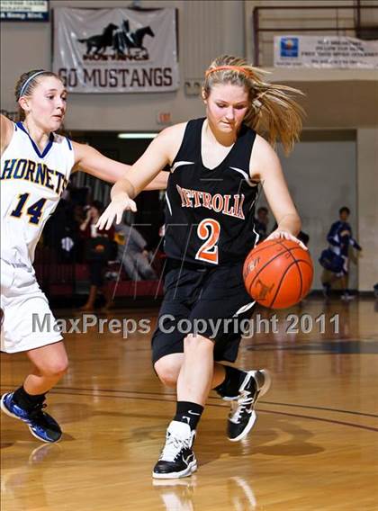 Thumbnail 3 in Petrolia vs. Dodd City (Fantasy of Lights) photogallery.