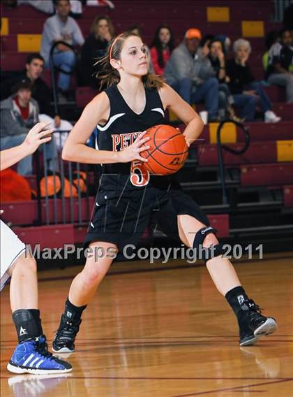 Thumbnail 2 in Petrolia vs. Dodd City (Fantasy of Lights) photogallery.
