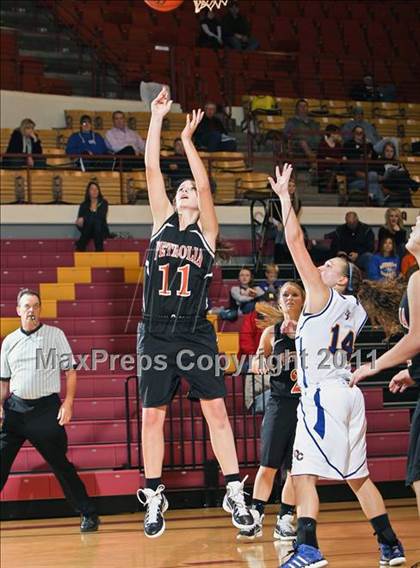 Thumbnail 2 in Petrolia vs. Dodd City (Fantasy of Lights) photogallery.
