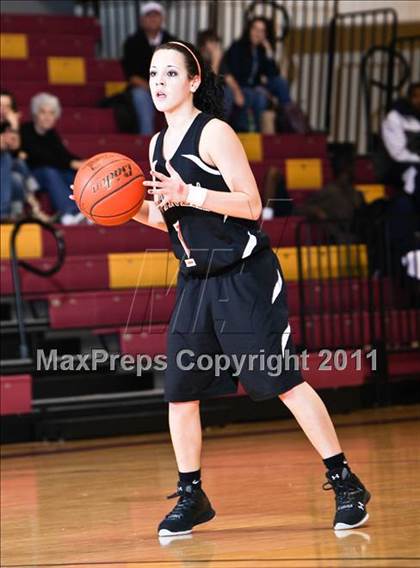 Thumbnail 3 in Petrolia vs. Dodd City (Fantasy of Lights) photogallery.