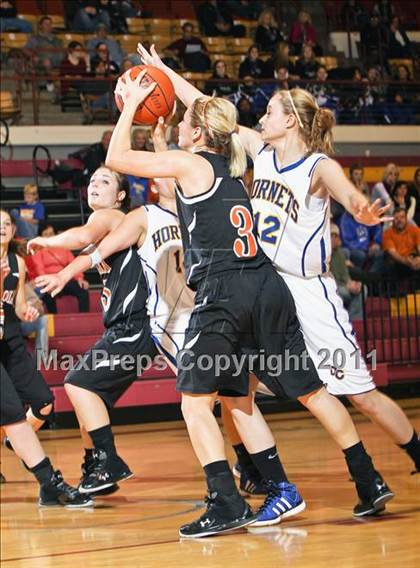 Thumbnail 1 in Petrolia vs. Dodd City (Fantasy of Lights) photogallery.