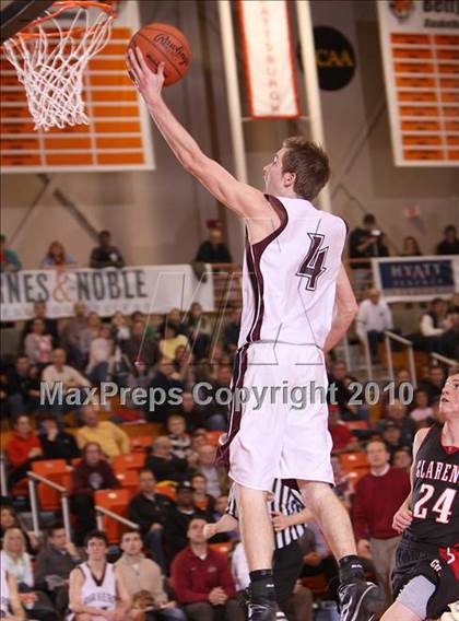 Thumbnail 1 in Clarence vs Orchard Park (Section VI Class AA Semifinal) photogallery.