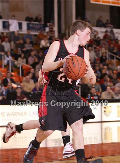 Thumbnail 3 in Clarence vs Orchard Park (Section VI Class AA Semifinal) photogallery.