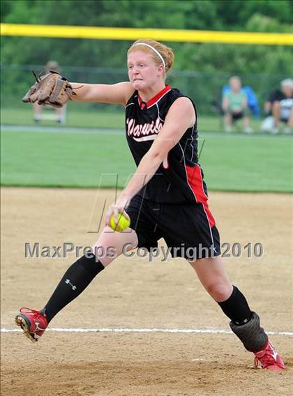 Thumbnail 1 in Elizabethtown vs Warwick (District 3 4A Semifinals) photogallery.