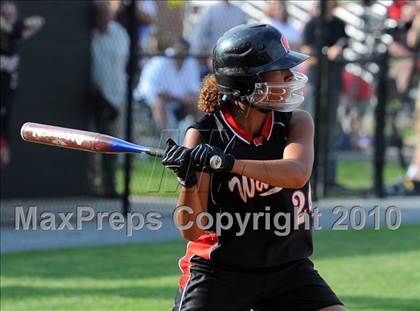 Thumbnail 3 in Elizabethtown vs Warwick (District 3 4A Semifinals) photogallery.