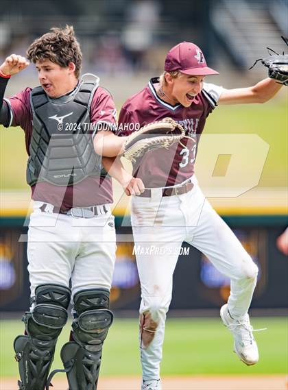 Thumbnail 3 in Fayetteville vs. Abbott (UIL 1A Baseball Semifinal) photogallery.