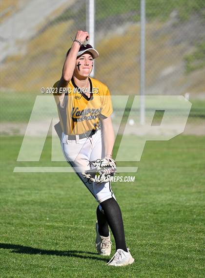 Thumbnail 2 in El Capitan @ Grossmont photogallery.