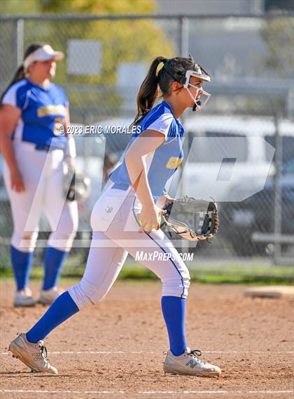 Thumbnail 3 in El Capitan @ Grossmont photogallery.