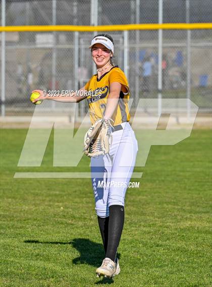 Thumbnail 2 in El Capitan @ Grossmont photogallery.