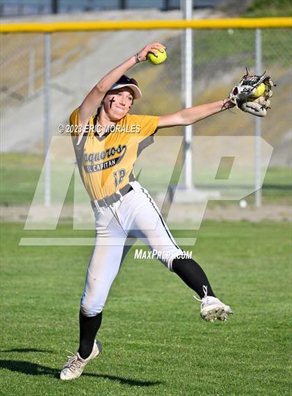 Thumbnail 2 in El Capitan @ Grossmont photogallery.