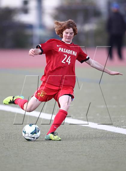 Thumbnail 1 in Pasadena @ Crescenta Valley photogallery.
