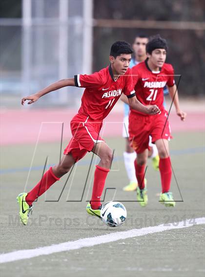Thumbnail 1 in Pasadena @ Crescenta Valley photogallery.