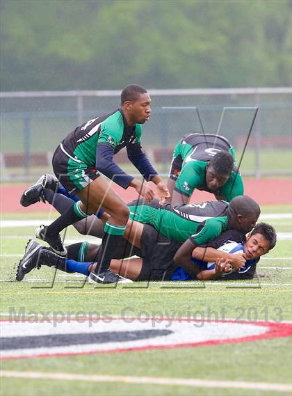 Thumbnail 3 in Stamford Academy vs Southington (Division 2 Semifinal) photogallery.