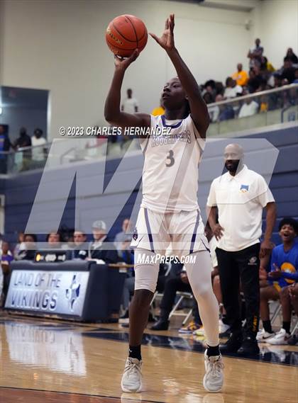 Thumbnail 3 in Washington vs. Center (UIL 4A Region III Semifinal) photogallery.