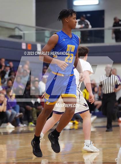 Thumbnail 2 in Washington vs. Center (UIL 4A Region III Semifinal) photogallery.