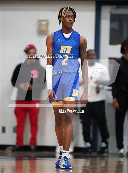 Thumbnail 1 in Washington vs. Center (UIL 4A Region III Semifinal) photogallery.