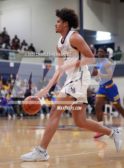 Thumbnail 1 in Washington vs. Center (UIL 4A Region III Semifinal) photogallery.