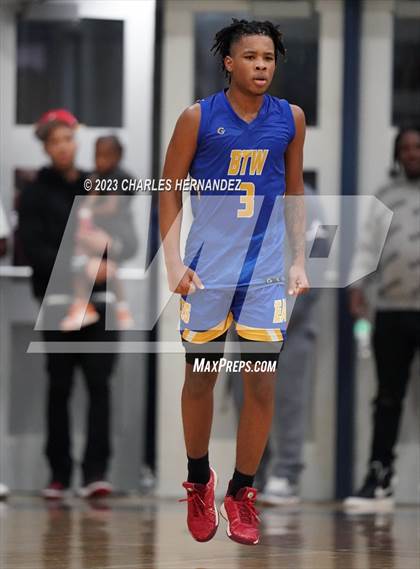 Thumbnail 2 in Washington vs. Center (UIL 4A Region III Semifinal) photogallery.