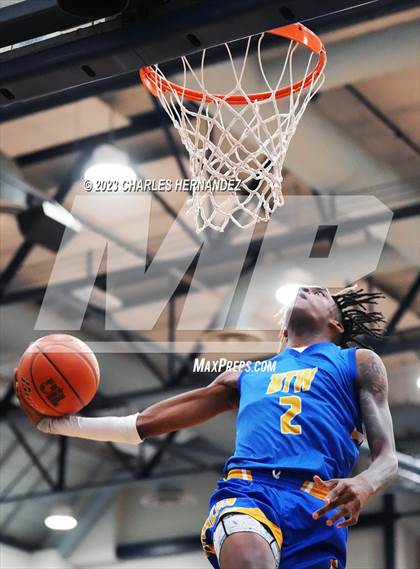 Thumbnail 3 in Washington vs. Center (UIL 4A Region III Semifinal) photogallery.