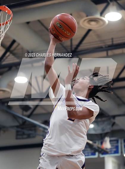 Thumbnail 2 in Washington vs. Center (UIL 4A Region III Semifinal) photogallery.