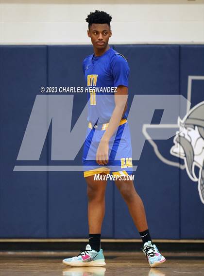 Thumbnail 1 in Washington vs. Center (UIL 4A Region III Semifinal) photogallery.