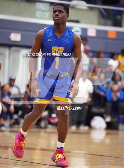 Thumbnail 2 in Washington vs. Center (UIL 4A Region III Semifinal) photogallery.