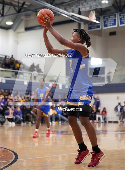 Thumbnail 2 in Washington vs. Center (UIL 4A Region III Semifinal) photogallery.