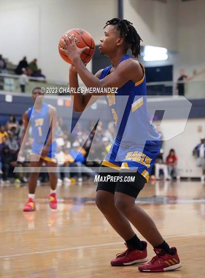 Thumbnail 1 in Washington vs. Center (UIL 4A Region III Semifinal) photogallery.