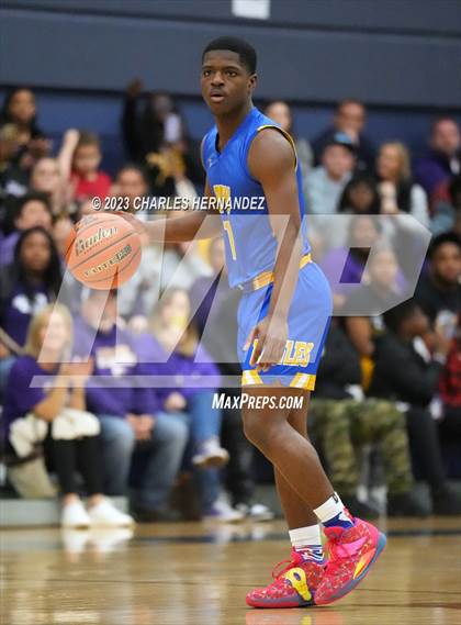 Thumbnail 1 in Washington vs. Center (UIL 4A Region III Semifinal) photogallery.