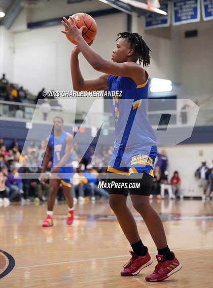 Thumbnail 1 in Washington vs. Center (UIL 4A Region III Semifinal) photogallery.