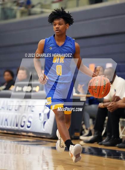 Thumbnail 1 in Washington vs. Center (UIL 4A Region III Semifinal) photogallery.