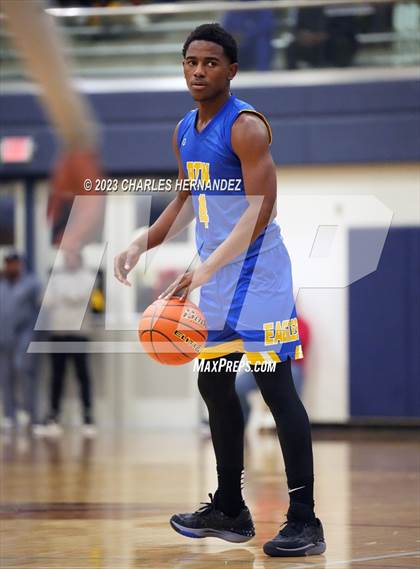 Thumbnail 2 in Washington vs. Center (UIL 4A Region III Semifinal) photogallery.