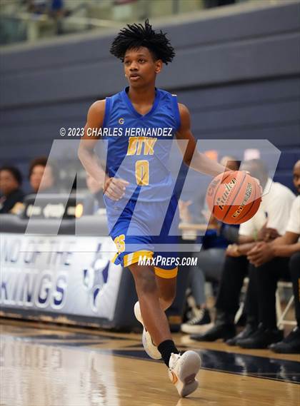 Thumbnail 2 in Washington vs. Center (UIL 4A Region III Semifinal) photogallery.