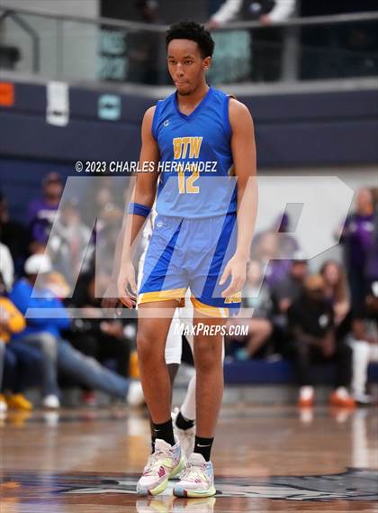 Thumbnail 3 in Washington vs. Center (UIL 4A Region III Semifinal) photogallery.