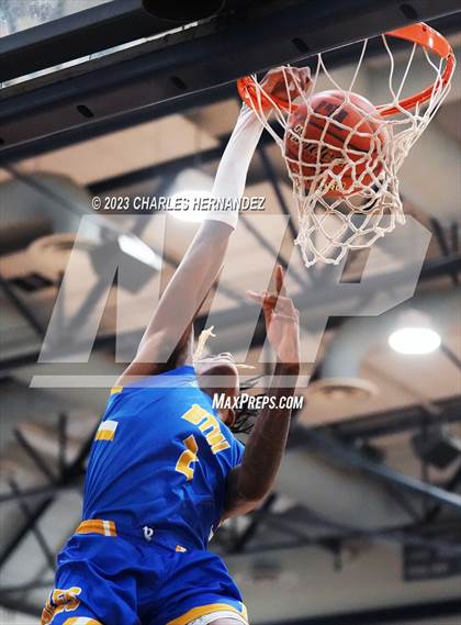 Thumbnail 3 in Washington vs. Center (UIL 4A Region III Semifinal) photogallery.