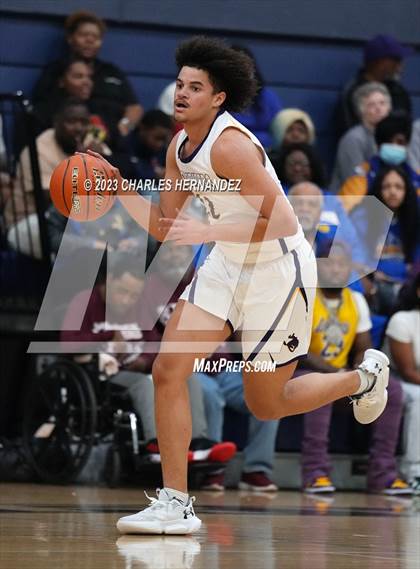 Thumbnail 3 in Washington vs. Center (UIL 4A Region III Semifinal) photogallery.