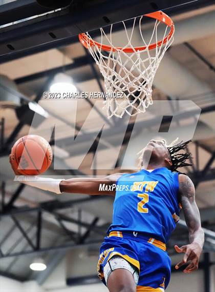 Thumbnail 1 in Washington vs. Center (UIL 4A Region III Semifinal) photogallery.