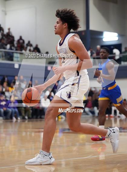 Thumbnail 2 in Washington vs. Center (UIL 4A Region III Semifinal) photogallery.