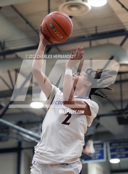 Thumbnail 1 in Washington vs. Center (UIL 4A Region III Semifinal) photogallery.