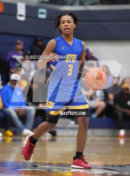 Thumbnail 2 in Washington vs. Center (UIL 4A Region III Semifinal) photogallery.
