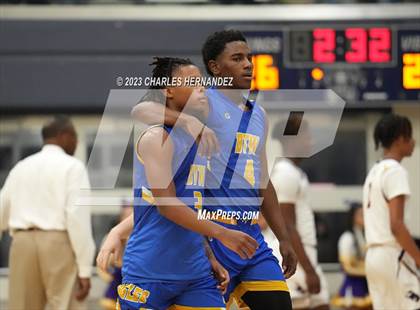 Thumbnail 3 in Washington vs. Center (UIL 4A Region III Semifinal) photogallery.