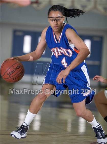 Thumbnail 2 in Pinewood vs. St. Joseph Notre Dame (CIF NorCal D5 Final) photogallery.