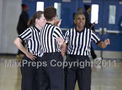 Thumbnail 3 in Pinewood vs. St. Joseph Notre Dame (CIF NorCal D5 Final) photogallery.