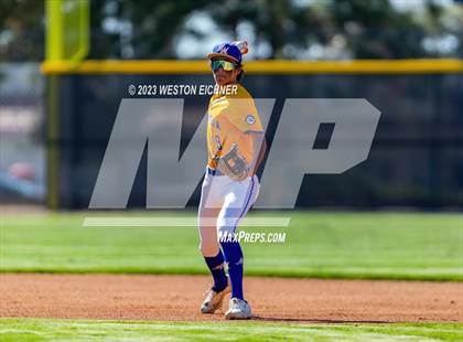Thumbnail 3 in Brawley @ Mira Mesa photogallery.