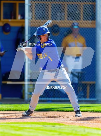 Thumbnail 2 in Brawley @ Mira Mesa photogallery.