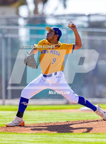 Thumbnail 2 in Brawley @ Mira Mesa photogallery.