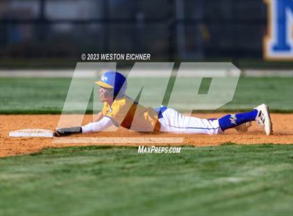 Thumbnail 2 in Brawley @ Mira Mesa photogallery.