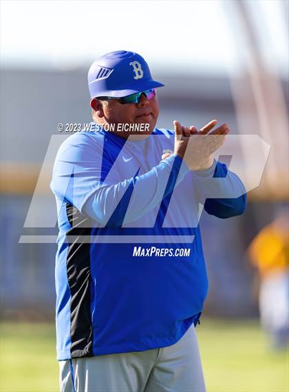 Thumbnail 1 in Brawley @ Mira Mesa photogallery.