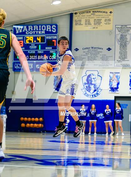 Thumbnail 2 in Omaha @ Cotter photogallery.